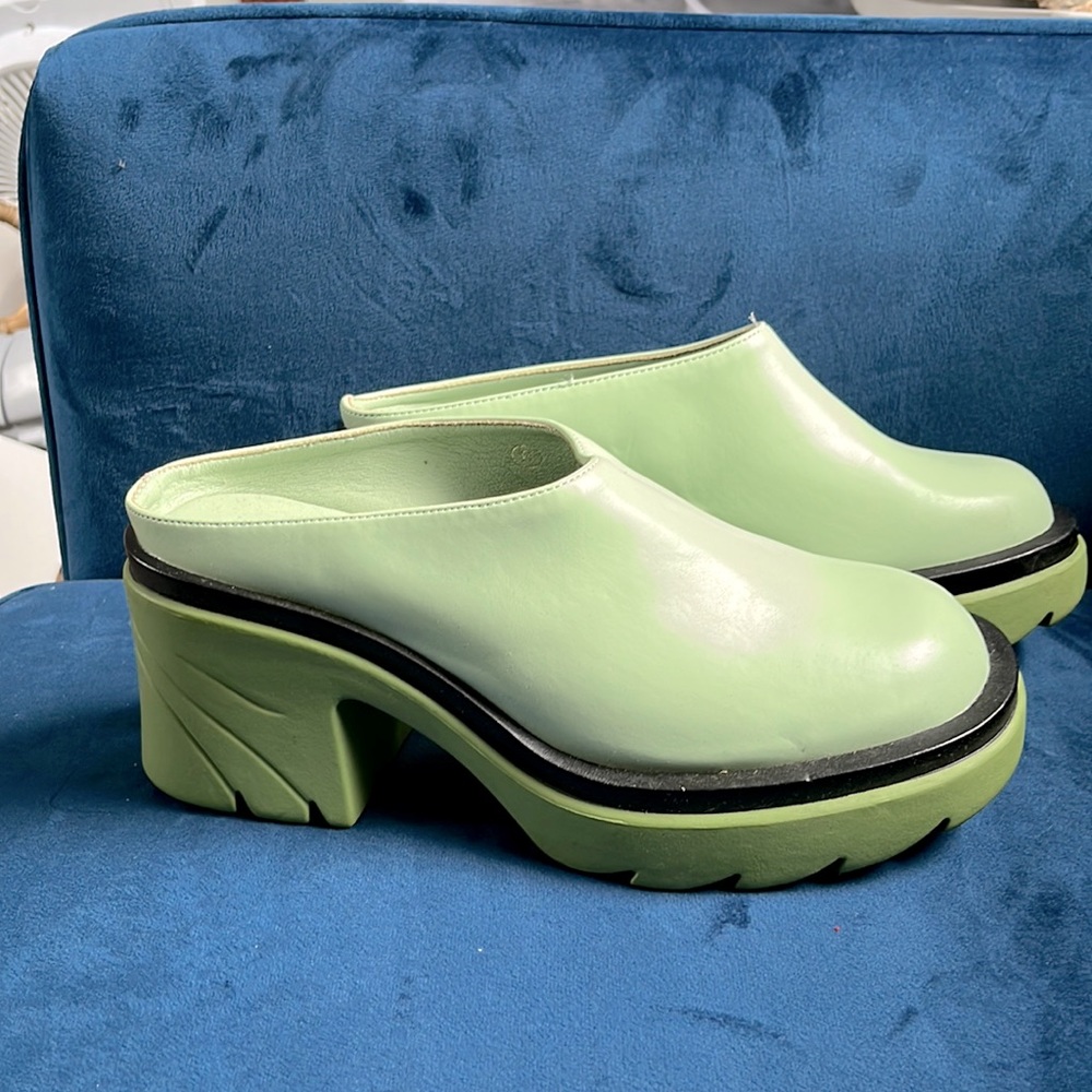 Retro 90s heeled mules, rubber chunky heel Y2K